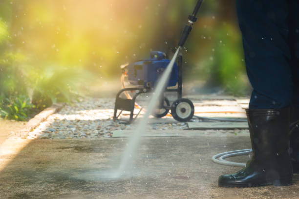 Best Machinery and Equipment Cleaning  in Lake Mills, WI